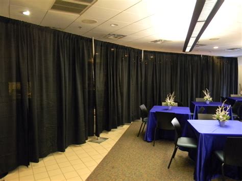 Partitions/Dividers/Panel Systems/Pipe and Drape .